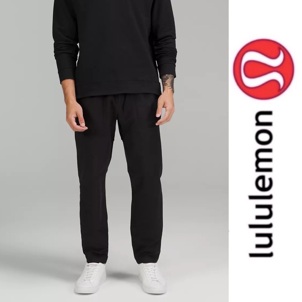 Lululemon Discipline Straight Leg Pants Small